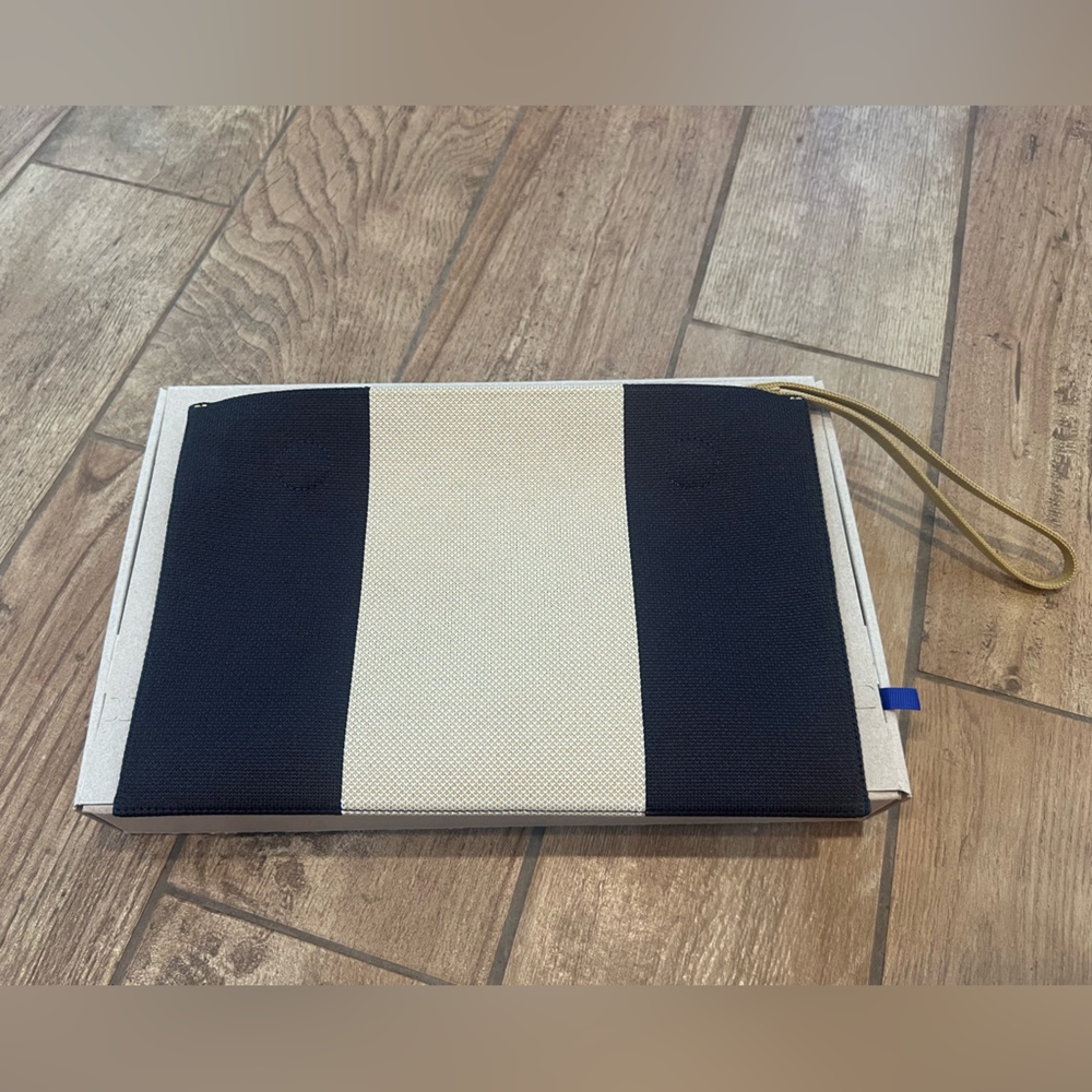 Rothy's The Essential Pouch Wristlet Ink & Ivory